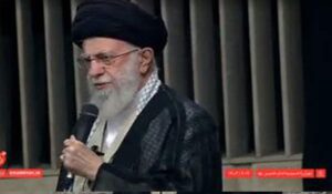 روایت رهبر انقلاب از “حرب لِمَن حارَبَکم”					 – خلیج مذهبی