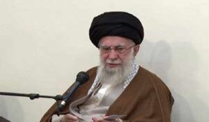 رهبرانقلاب: کار برای شهدا باید اثرگذار باشد					 – خلیج فا شیعه