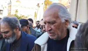 بغض احمد نجفی بر سر مزار شهید سلیمانی					 – نابند شیعه