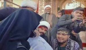 درددل‌کردن مادر شهید مفقودالاثر قمی با پیکر شهید گمنام					 – نابند شیعه
