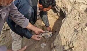 کشف پیکر مطهر شهیدی که ماسک شیمیایی روی صورتش بود					 – نابند شیعه