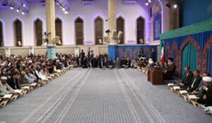 طنین نوای “حب‌الحسین(ع)” در حسینیه امام خمینی(ره)					 – نابند شیعه