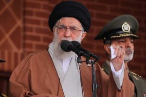 رهبر انقلاب: نیروهای مسلح رژیم رذل صهیونی را بیچاره خواهند کرد – نابند شیعه
